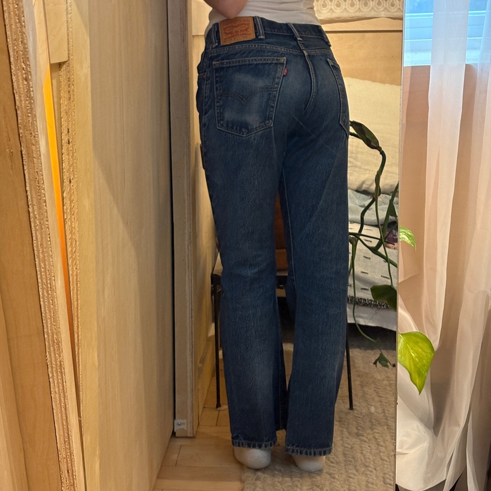 Vintage Levi’s straight leg low rise